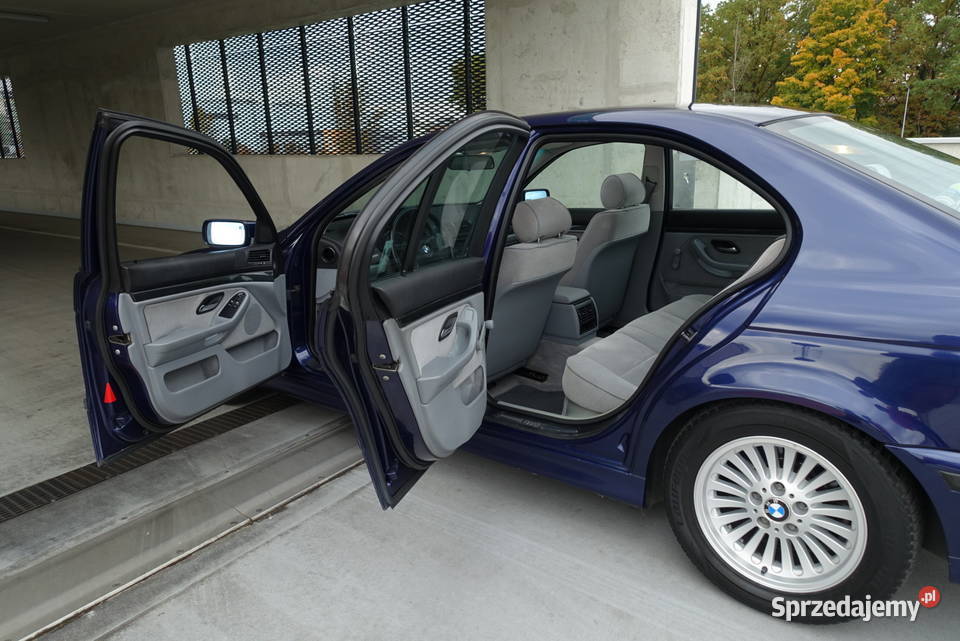 BMW E39 523i manual 126tkm 25i benzyna Katowice