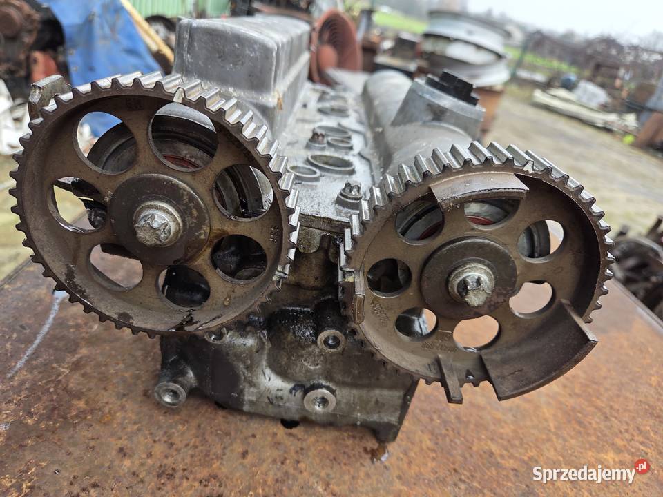 Głowica Opel Astra 2 16 benzyna Głowice cylindrów Łagów