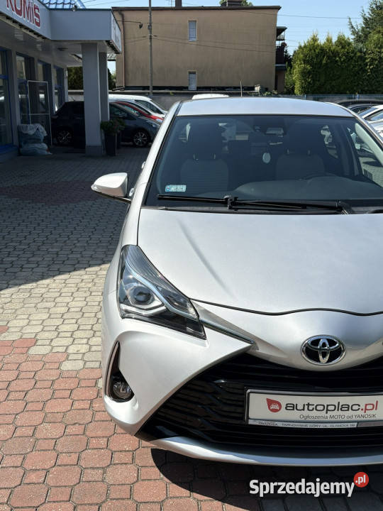 Toyota Yaris 20182019 Premium Salon PolskaKamera VAT marża Tarnowskie Góry