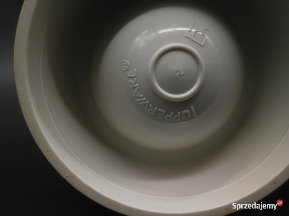 Kieliszki do jajek Tupperware 2 wielkopolskie Raszków sprzedam