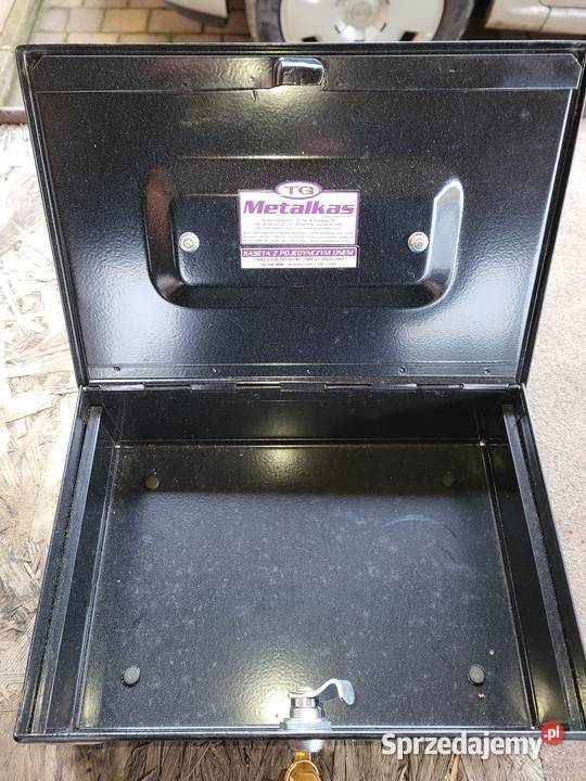 kasetka metalowa Stobierna