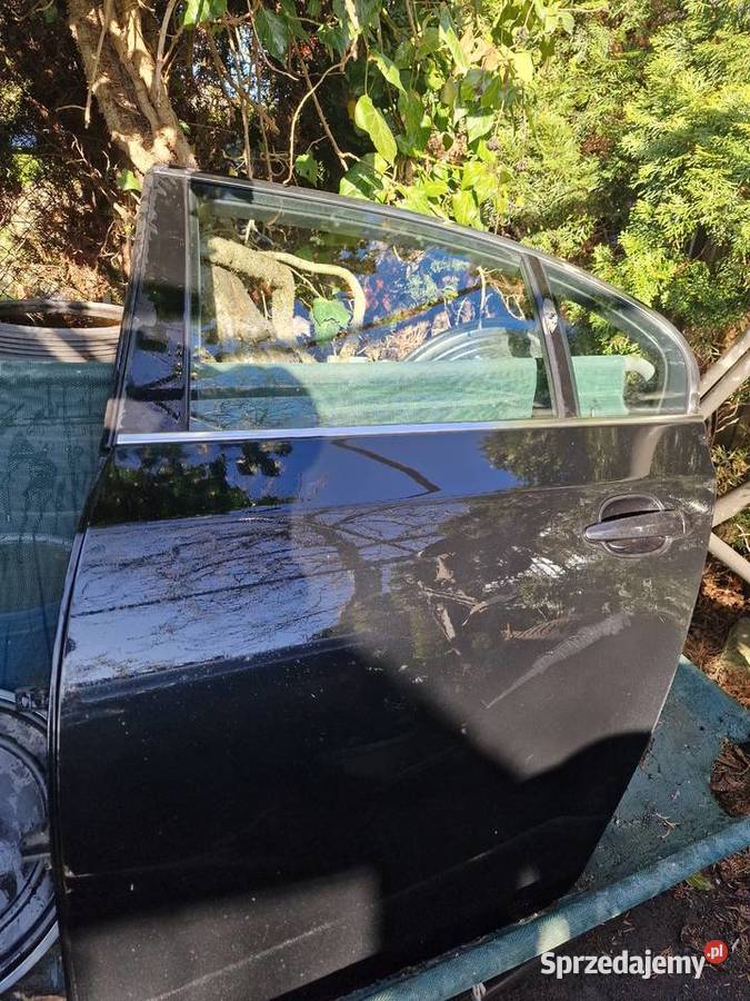 Błotnik drzwi bmw e60 Rzeszów