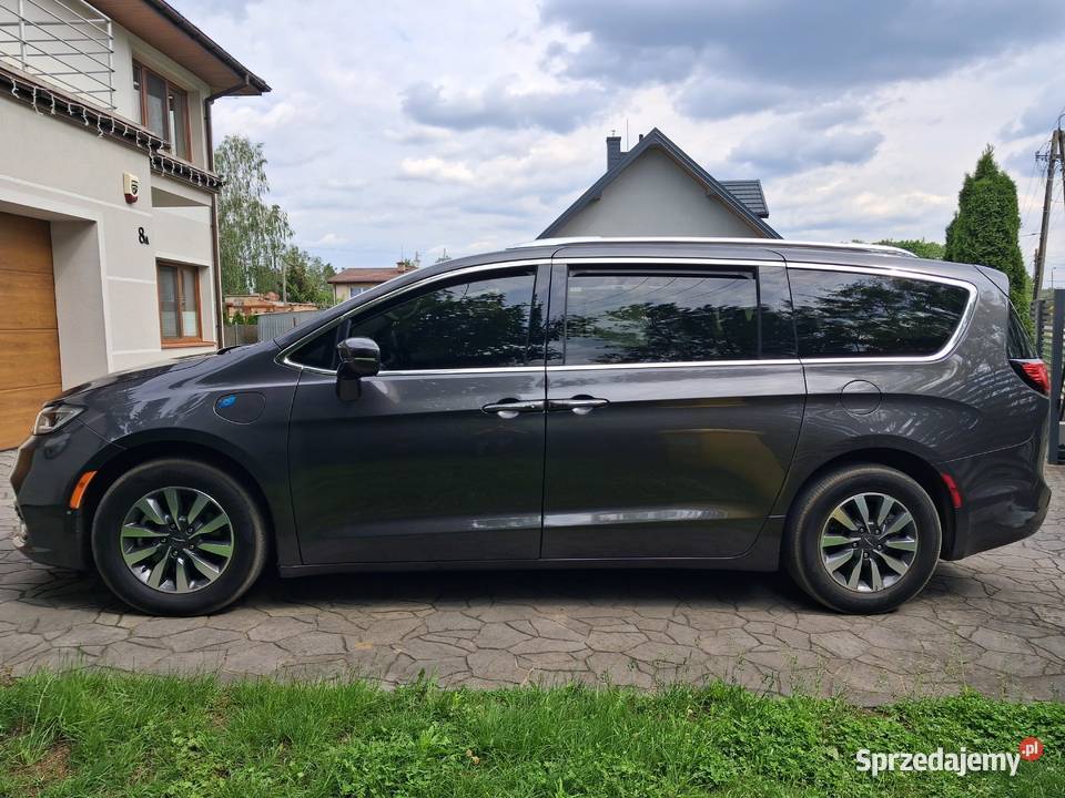 Chrysler Pacifica hybryd Plugin 2021 Radzymin sprzedam