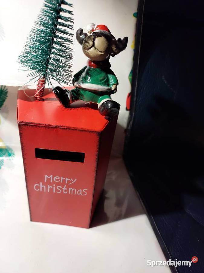 Ozdoba skrzynka z reniferem Nowa Wrocław