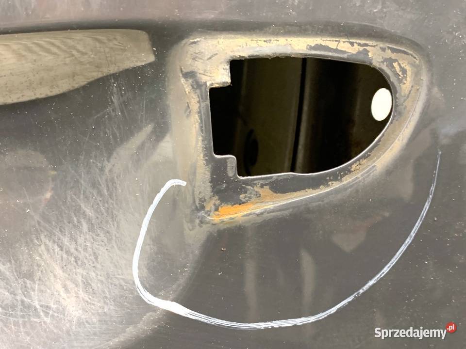 DRZWI LEWY PRZÓD VW PASSAT B7 Kombi 1015