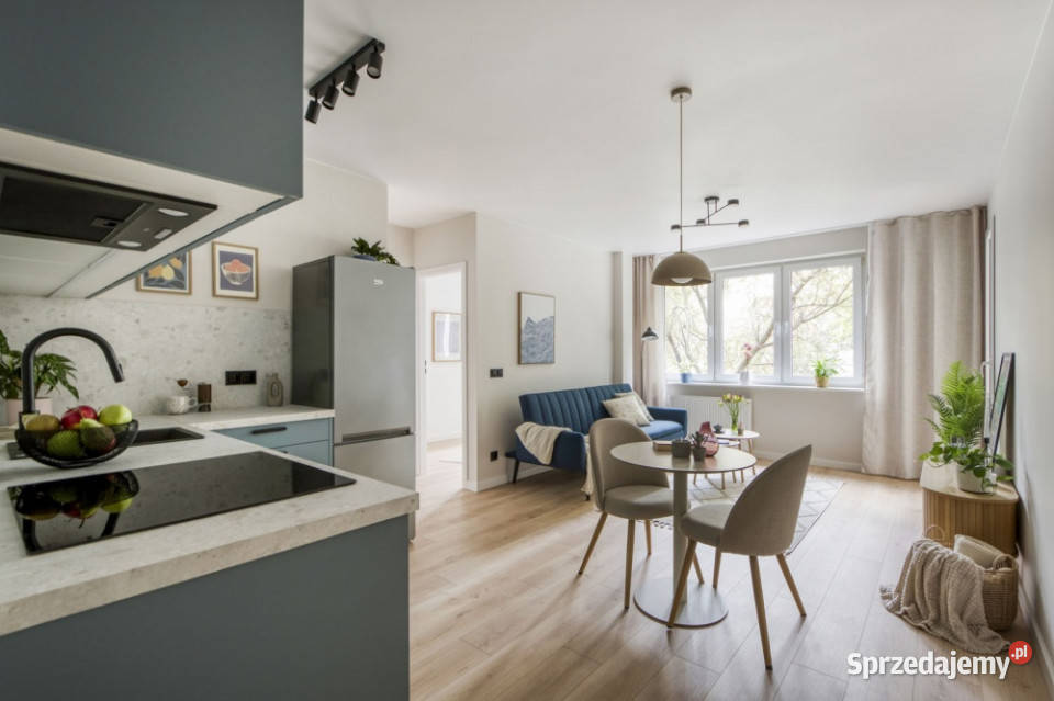 3 pokoje 474 m generalnym remoncie 2 balkony mazowieckie Warszawa