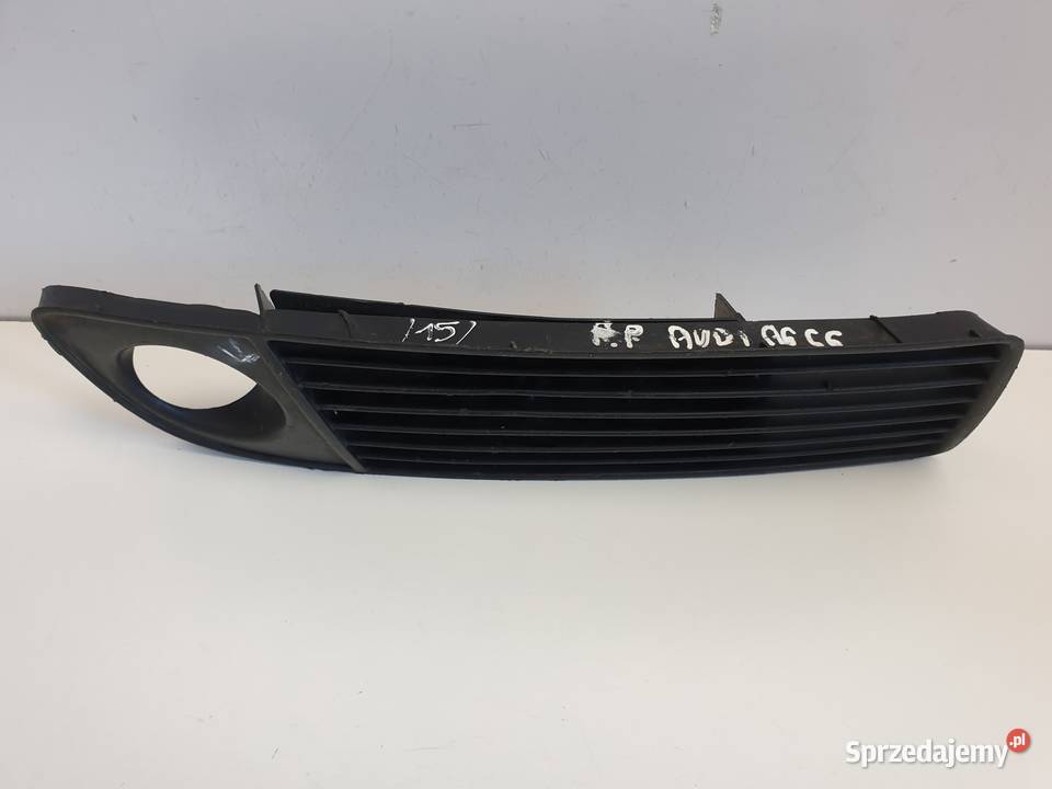 Audi A6 C5 19 TDI PRAWA KRATKA ZDERZAKA przód Zderzaki Rudka