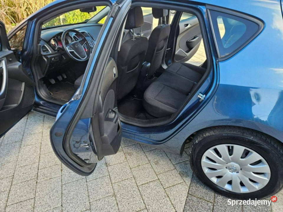 Opel Astra 16 115 klima elektryka parktronik nieuszkodzony Strzegom