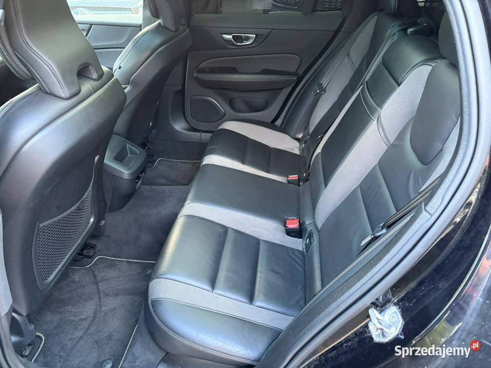 Volvo V60 20 D4 190 RDesign Panorama Skóry elektrycznie ustawiane fotele Lipówki