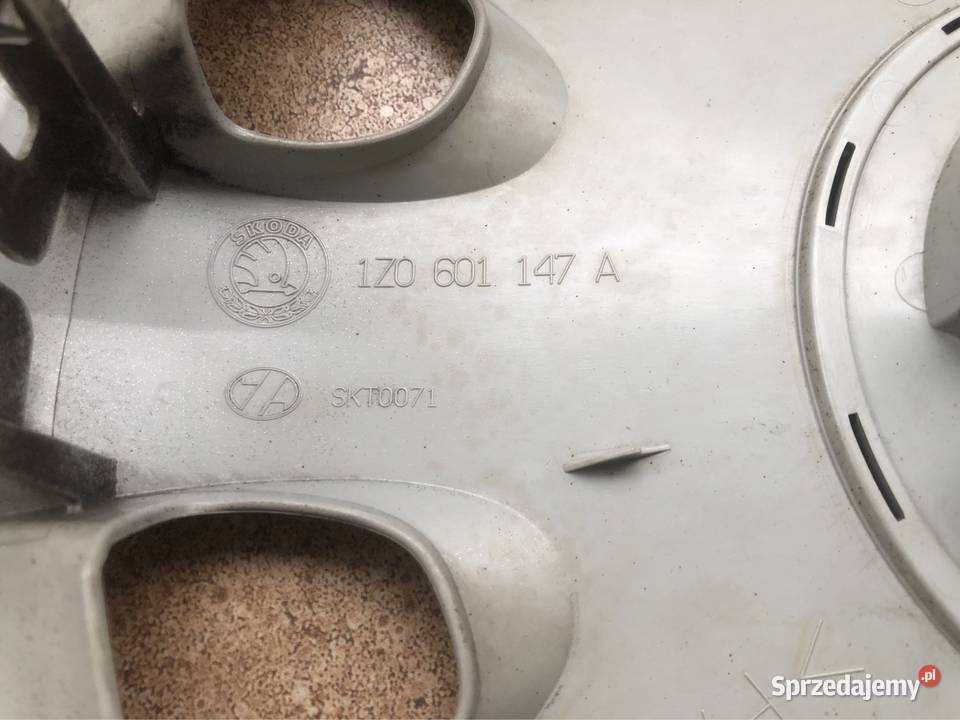 Kołpak Skoda Octavia II FL 15 Avantgarde OEM sprzedam