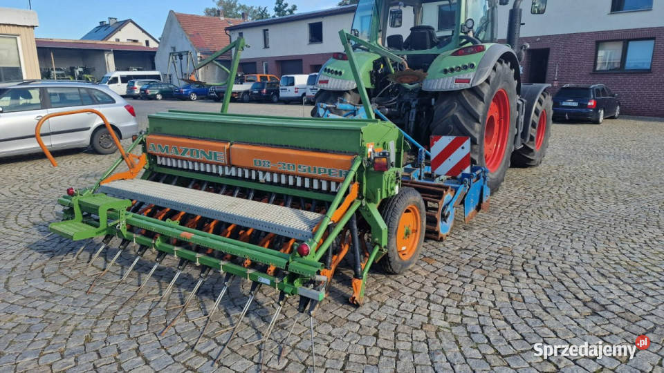 siewki i siewniki Amazone Siewnik AMAZONE D830 Głogówek