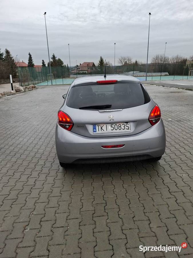 Peugeot 208 12b świętokrzyskie Jaworznia