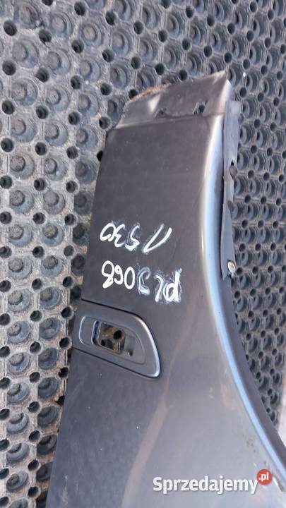 VOLVO V70 II LIFT BŁOTNIK PRZÓD LEWY 45526 Zbierkowo sprzedam