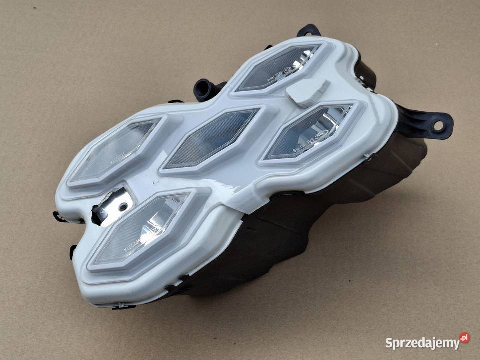 VW GOLF 8 VIII GTI GTD GTE HALOGEN PRAWY LED sprzedam