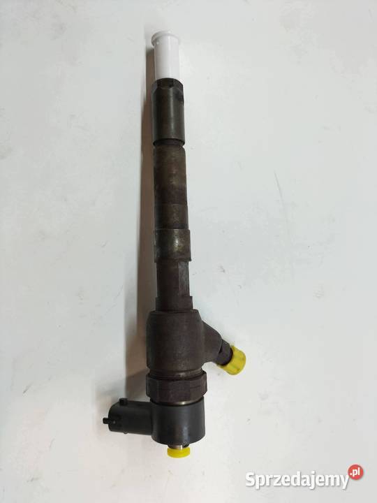 WTRYSKIWACZ 0445110083 13 JTD CDTI Suzuki Swift