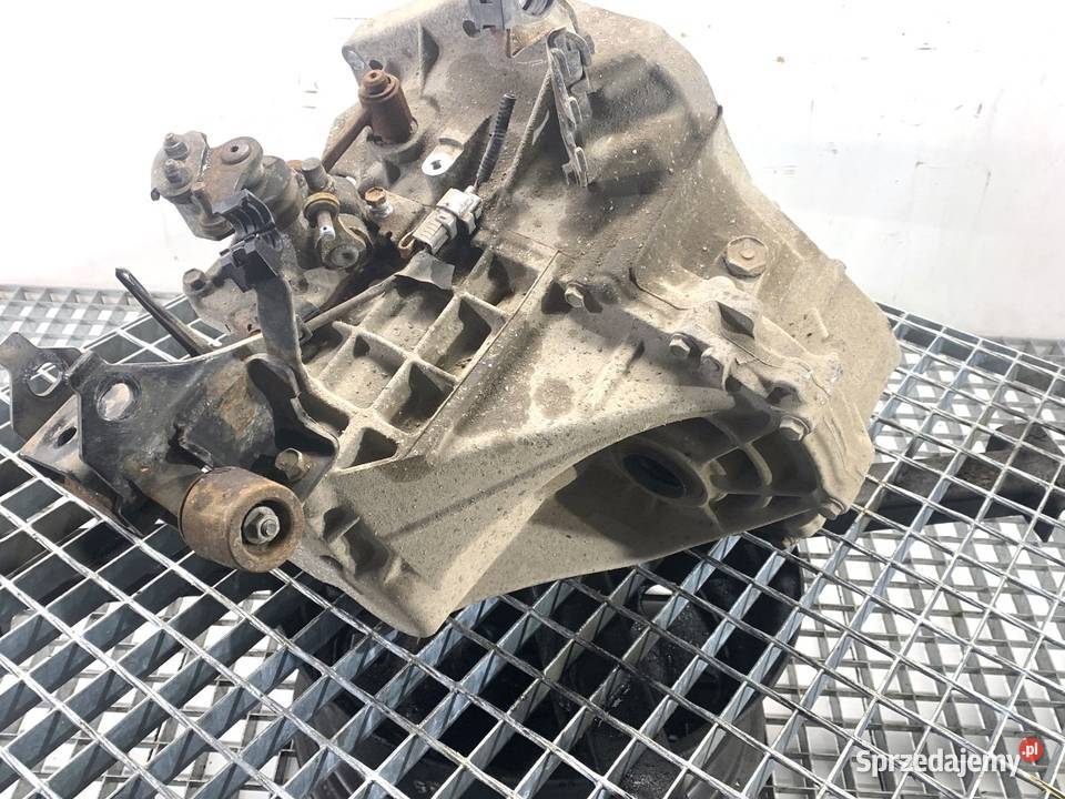 SKRZYNIA BIEGÓW TOYOTA YARIS III 20TT06 10 69