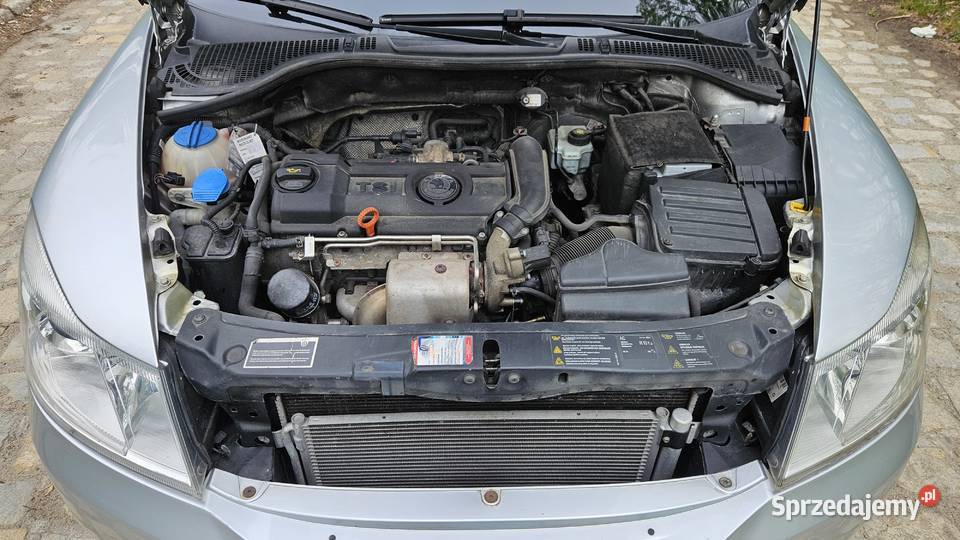 Skoda Octavia 2009r 14 benzyna 122 salonowy Wrocław