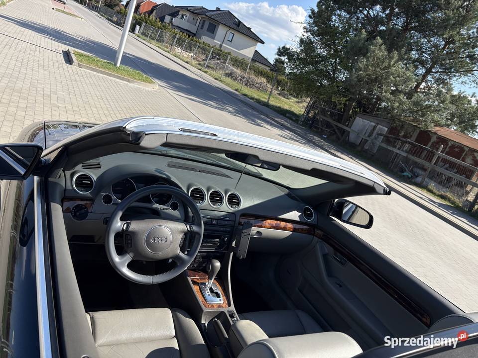 Audi A4 cabrio 30 benzyna V6 2002 skóra klima Rok produkcji 2002 A4 Jelcz-Laskowice