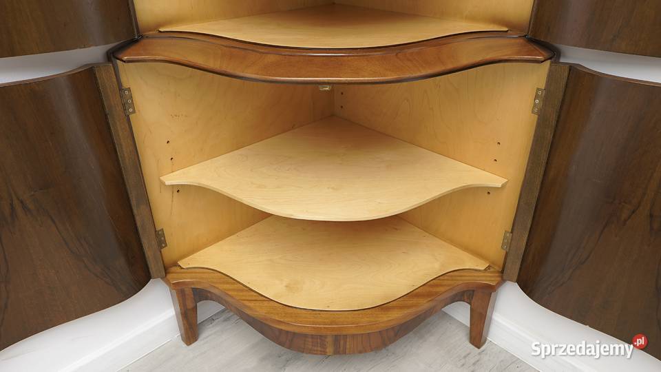 Antyczna narożna komoda z drewna orzechowego