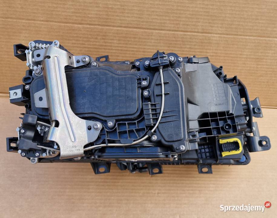SCANIA R S G LAMPA PRZEDNIA REFLEKTOR FULL LED