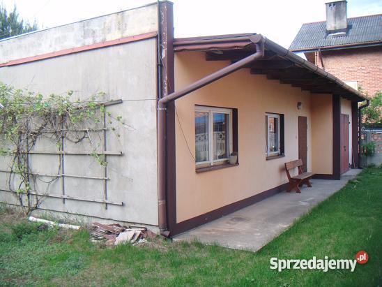 cudowny dom w Zduńskiej Woli Rok budowy 2002 sprzedam