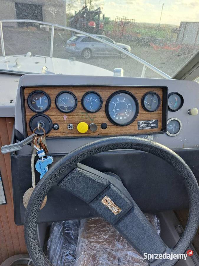 Przyczepa podłodziowa Riba BVT 2500 z łodzią Rok produkcji 1995 Przyczepy i naczepy Niwka sprzedam