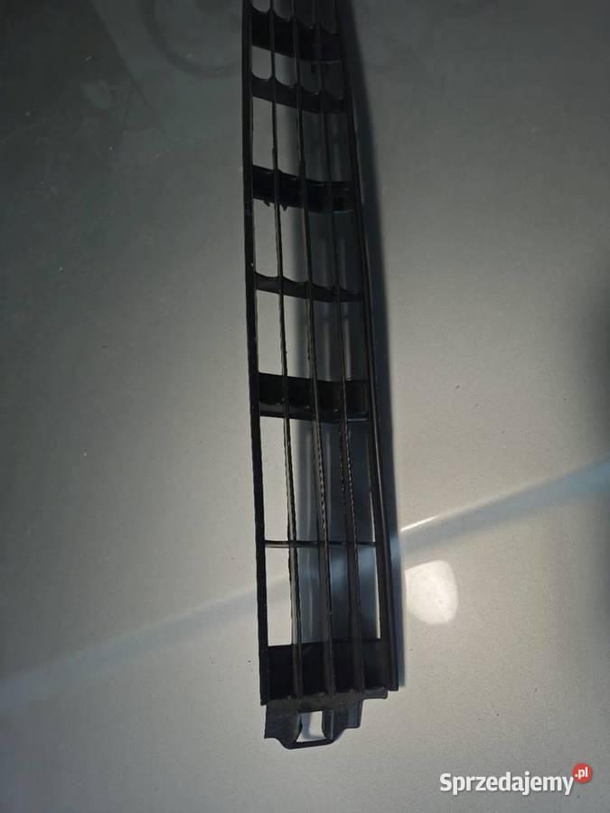 ATRAPA KRATKA ZDERZAKA AUDI 100 C4 9094 LEWA Zderzaki Legnica