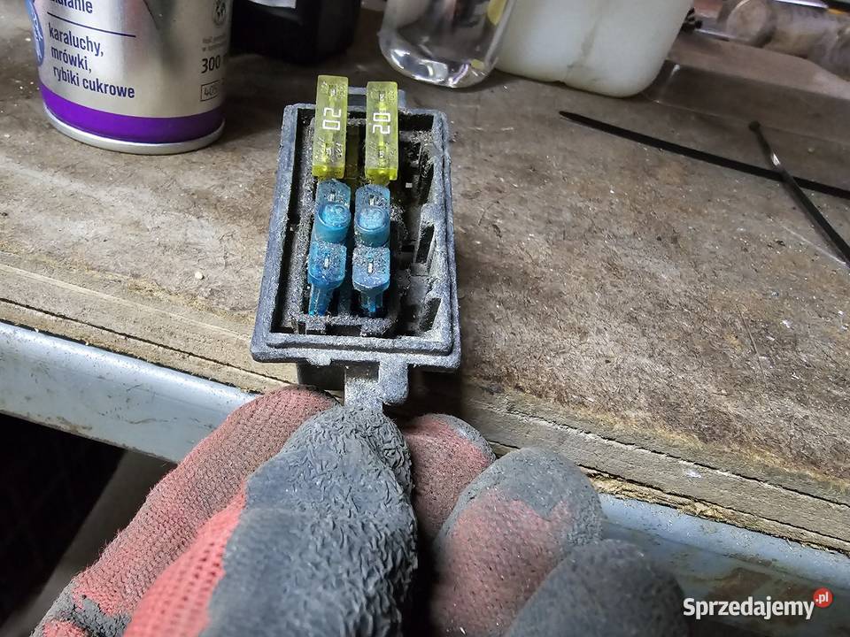 Suzuki DR 800 750 skrzynka bezpieczników fuse Jelenia Góra sprzedam