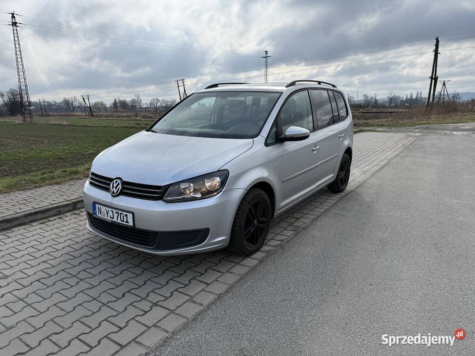 VW Touran II 14 benzyna 2014 112 przebiegu super Touran dolnośląskie Dzierżoniów sprzedam