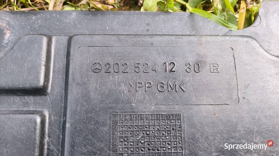 Osłona dolna komory silnika lewa Mercedes W202