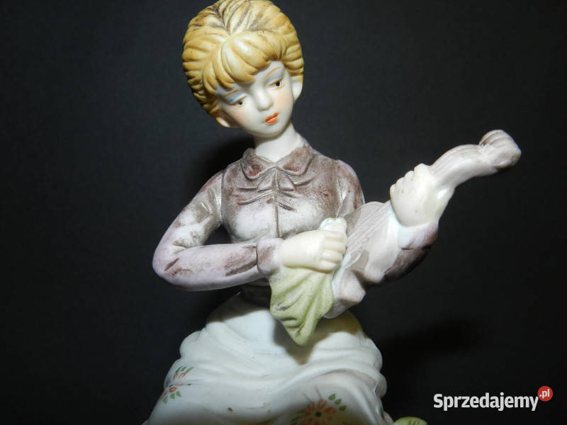 Figurka porcelanowa dziewczynki Skwierzyna
