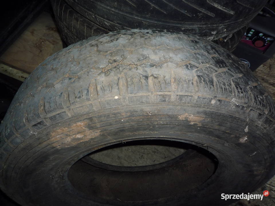 felga opona 215 75 R15 225 70 R15 Lutowiska