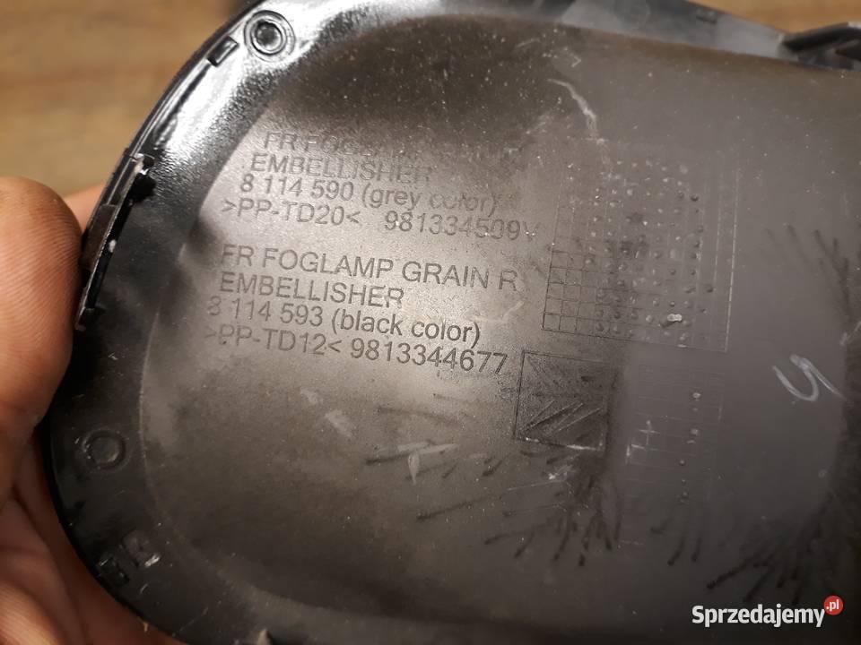 CITROEN C3 III RAMKA HALOGENU PRAWA PRZÓD Międzychód