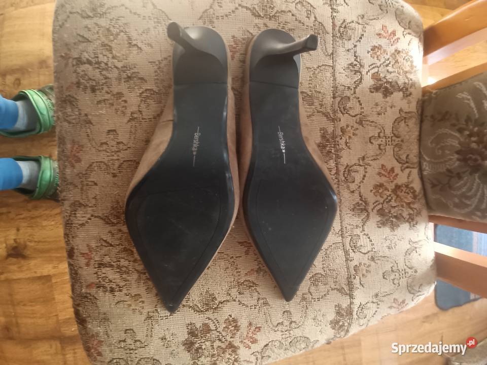Damskie buty szpilki rozmiar 39 serdecznie Katowice