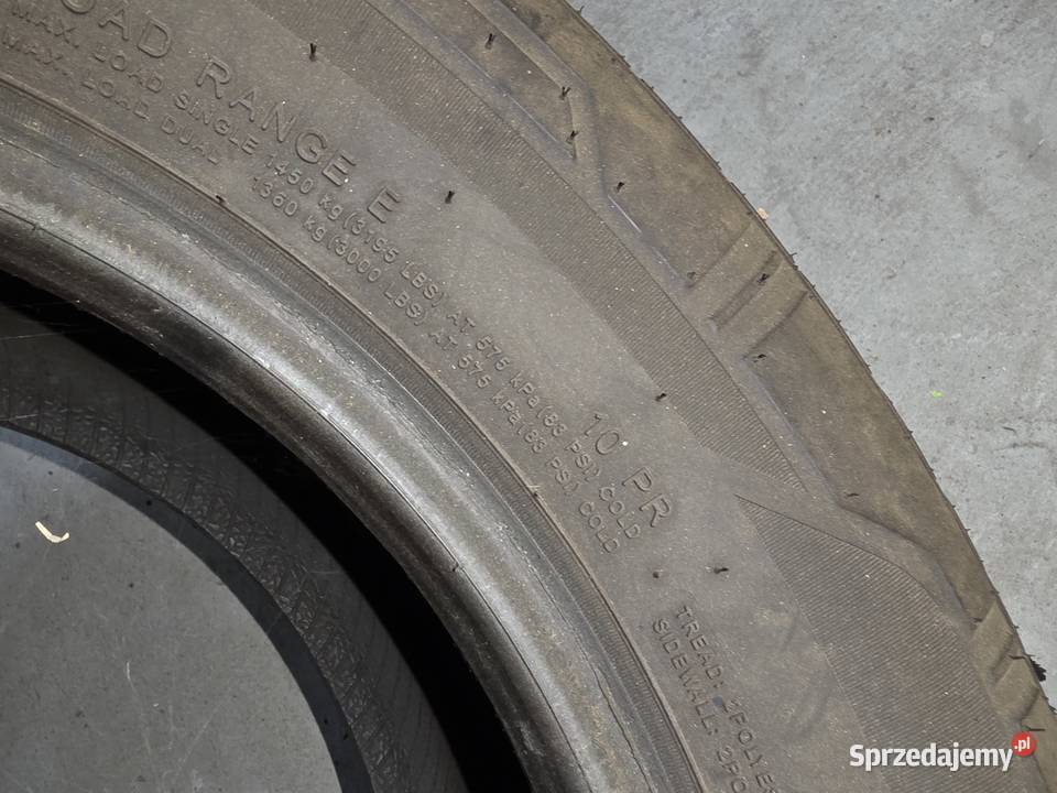 Sprzedam komplet opon 16 235 Drobin