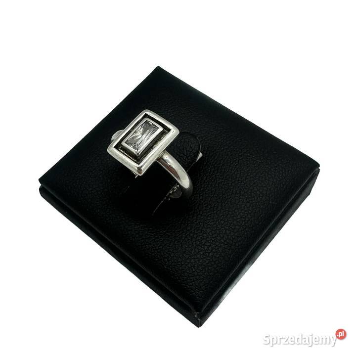 Srebrny pierścionek próby 925 352g Rozmiar 10 Elbląg