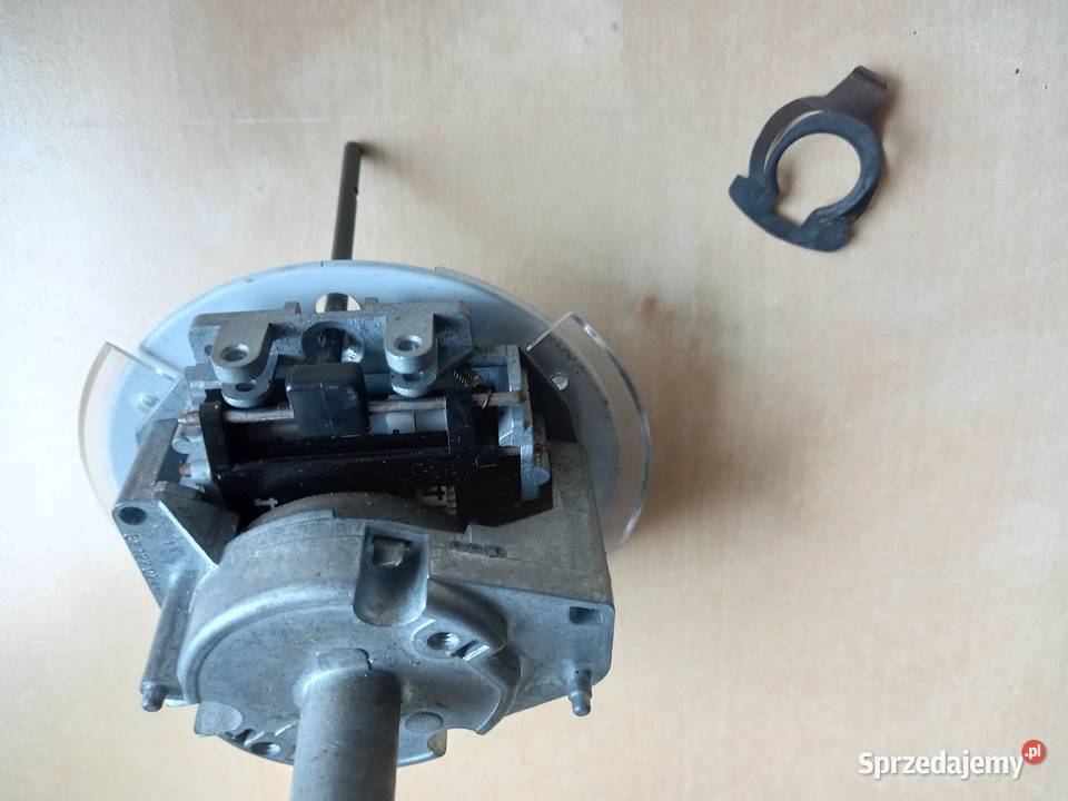 Opel Kadett licznik zegar wkład Bukownica