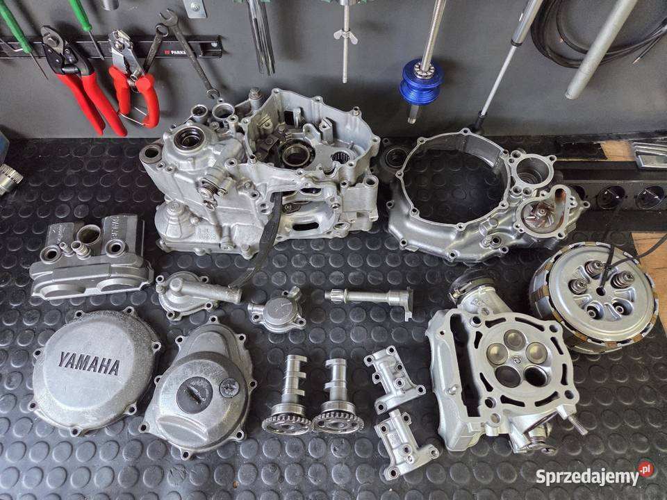 Części silnikowe yzf 250 01 13r głowica kartery Teklinów