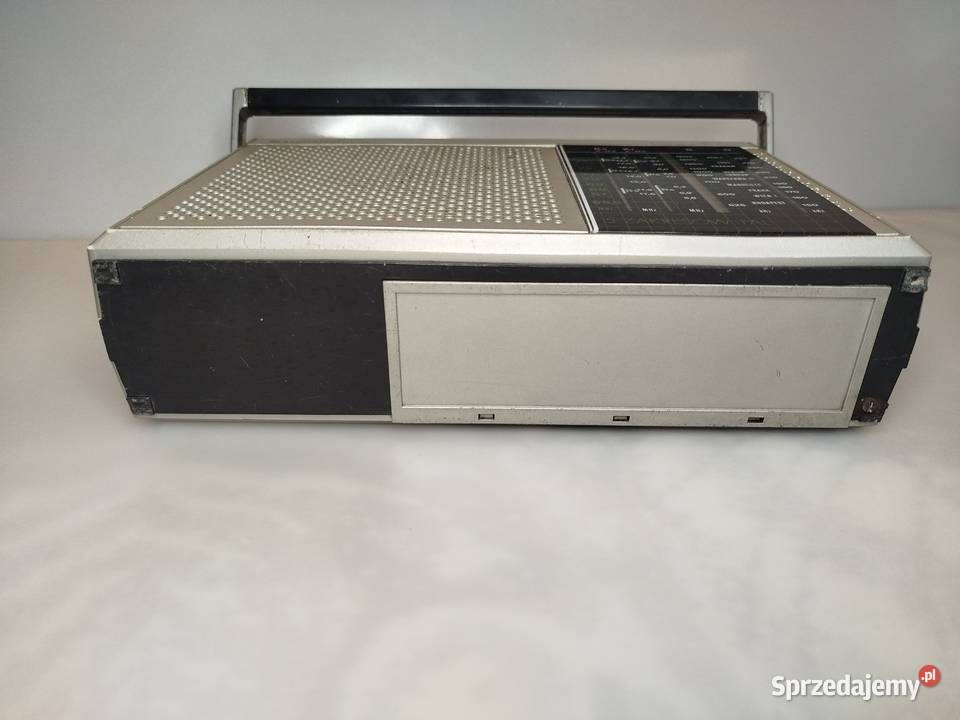 Radioodbiornik UNITRA Donata R611 Zgierz
