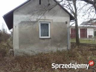 Dom z budynkiem gospodarczym ogródek Domy Rozbórz