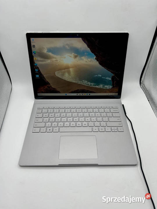 Laptop 2w1 Microsoft Surface Book 2 135 sprzedam