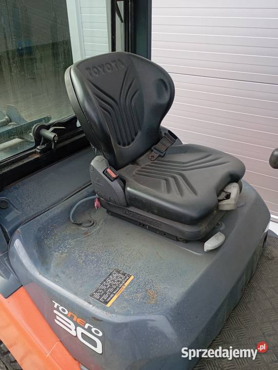 Wózek widłowy Toyota 028FGF30 2014r Toyota