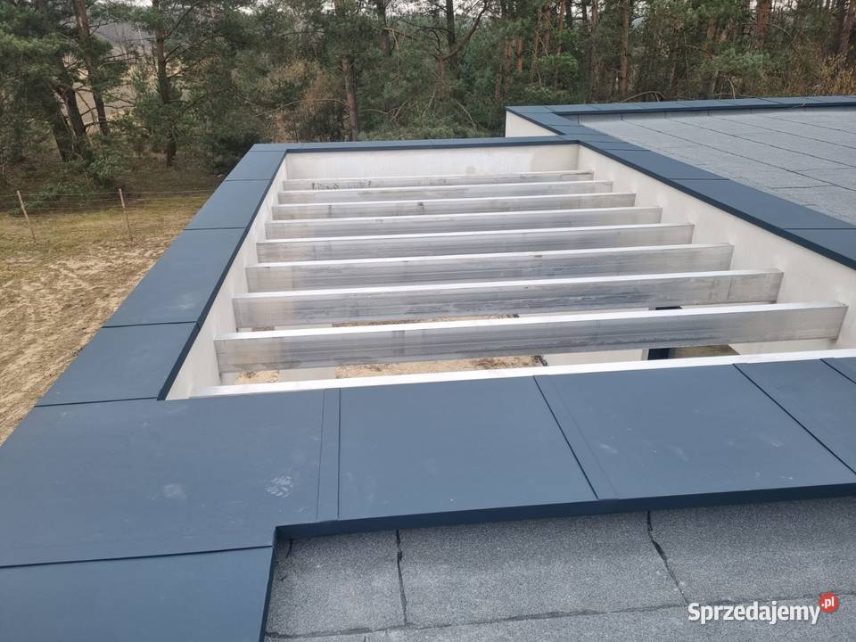 Obróbki na zasuwkę na ogrodzenia attyki Rudniki