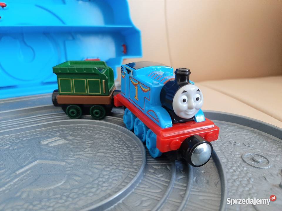 TOMEK I PRZYJACIELE ZESTAW WALIZKA I LOKOMOTYWA pomorskie