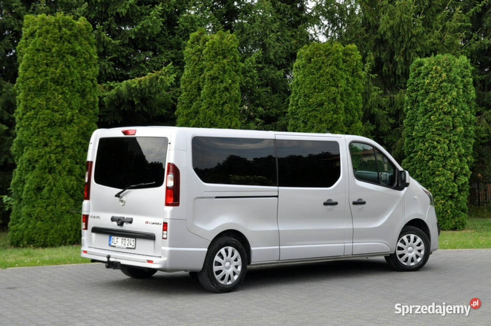 Opel Vivaro kamera cofania mazowieckie Ostrów Mazowiecka