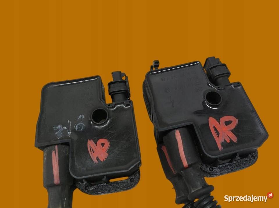 CEWKA ZAPŁONOWA KPL 2 0001587803 32 B Mercedes świętokrzyskie sprzedam