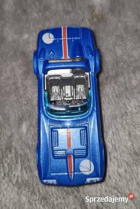Autko resorak Hot Wheels Corvette Grand Sport Łódź