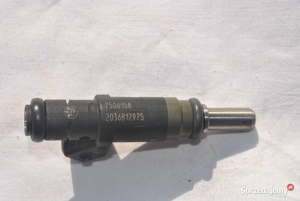 Wtryskiwacz benzyny BMW e87 e46 e90 e91 e83 e85 osobowe Poręba