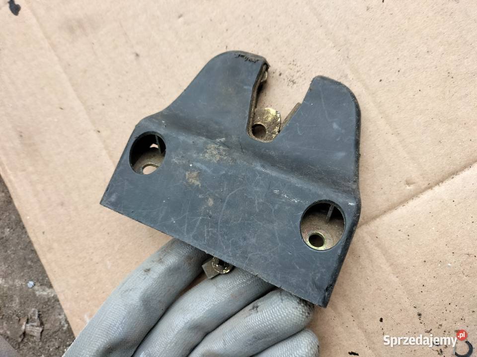 Audi 80 90 B3 B4 893827505A ZAMEK KLAPY Kamień-Kolonia