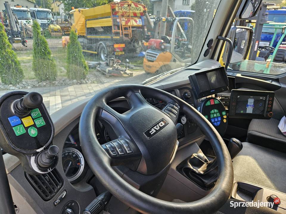 DAF LF 45180 Zamiatarka dwustronna SCARAB MERLIN Ropczyce